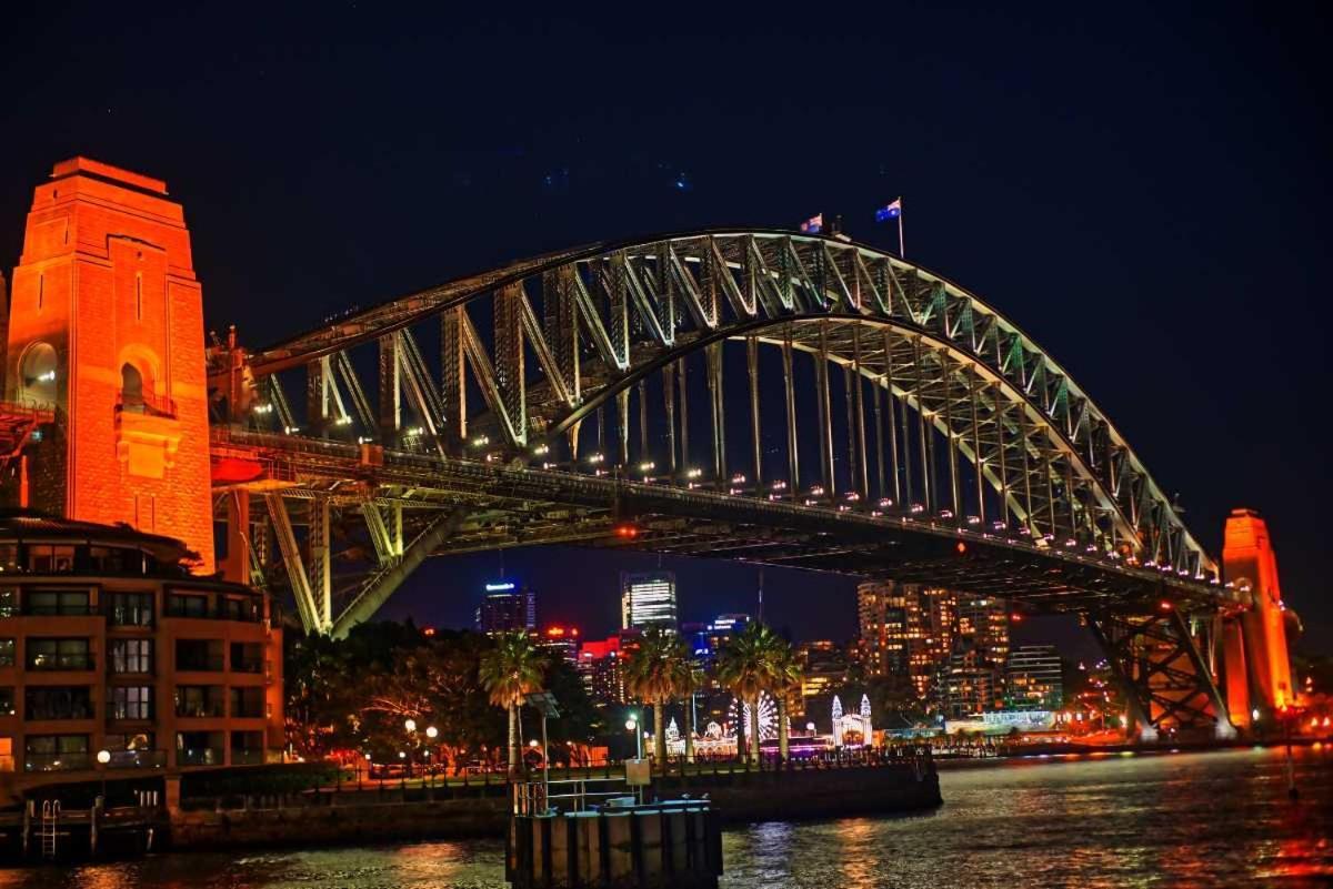 Space Q Capsule Hotel Sydney Exterior photo